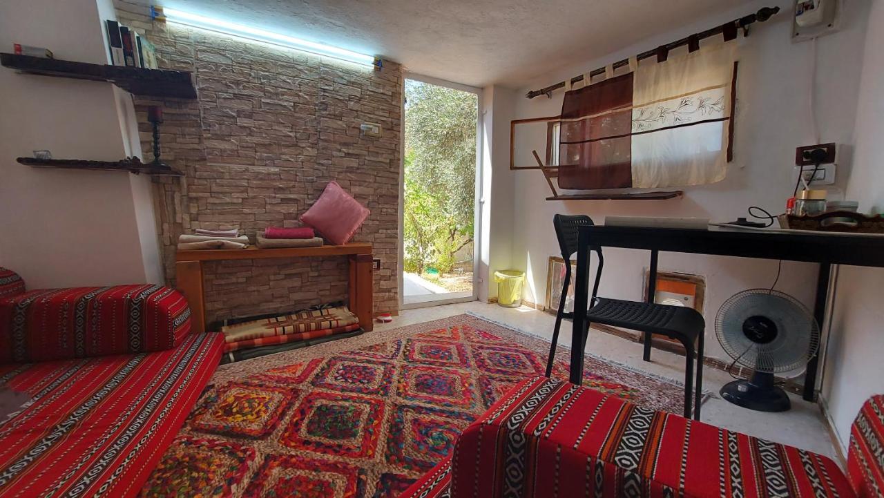 Our Villa'S Private Apartments - Hq Budget Stay - Wonderful Horizon View Of Jerash Gérasa Exterior foto