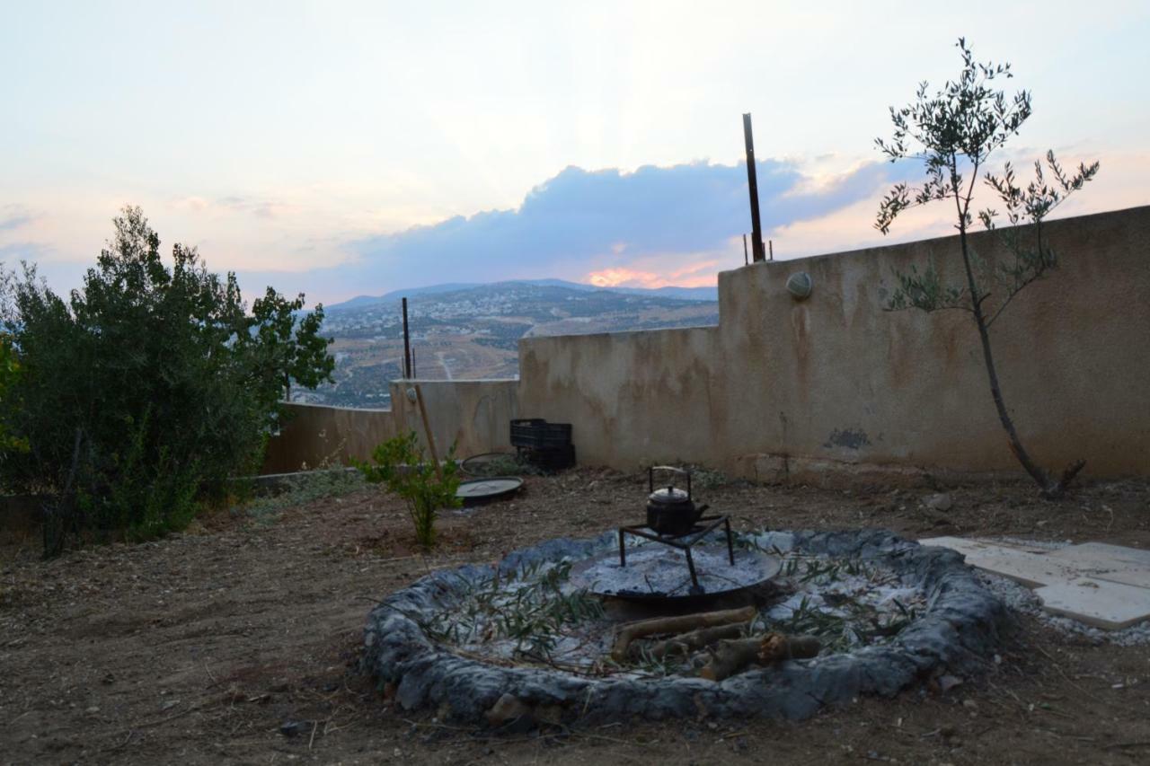 Our Villa'S Private Apartments - Hq Budget Stay - Wonderful Horizon View Of Jerash Gérasa Exterior foto