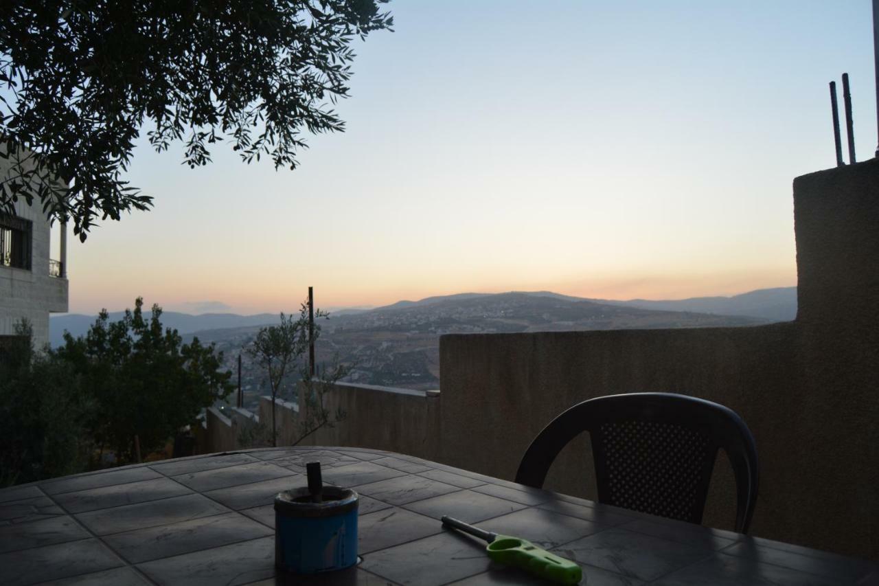 Our Villa'S Private Apartments - Hq Budget Stay - Wonderful Horizon View Of Jerash Gérasa Exterior foto