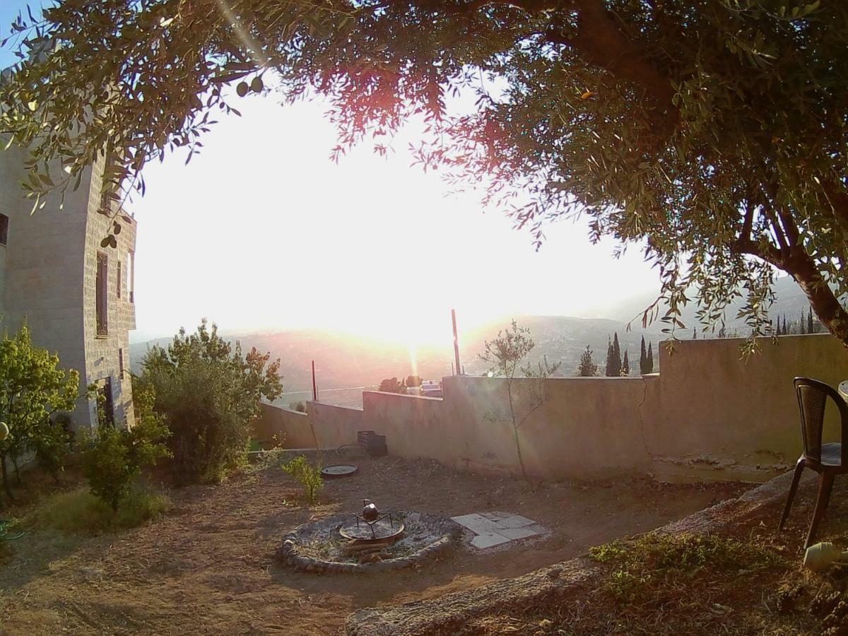 Our Villa'S Private Apartments - Hq Budget Stay - Wonderful Horizon View Of Jerash Gérasa Exterior foto